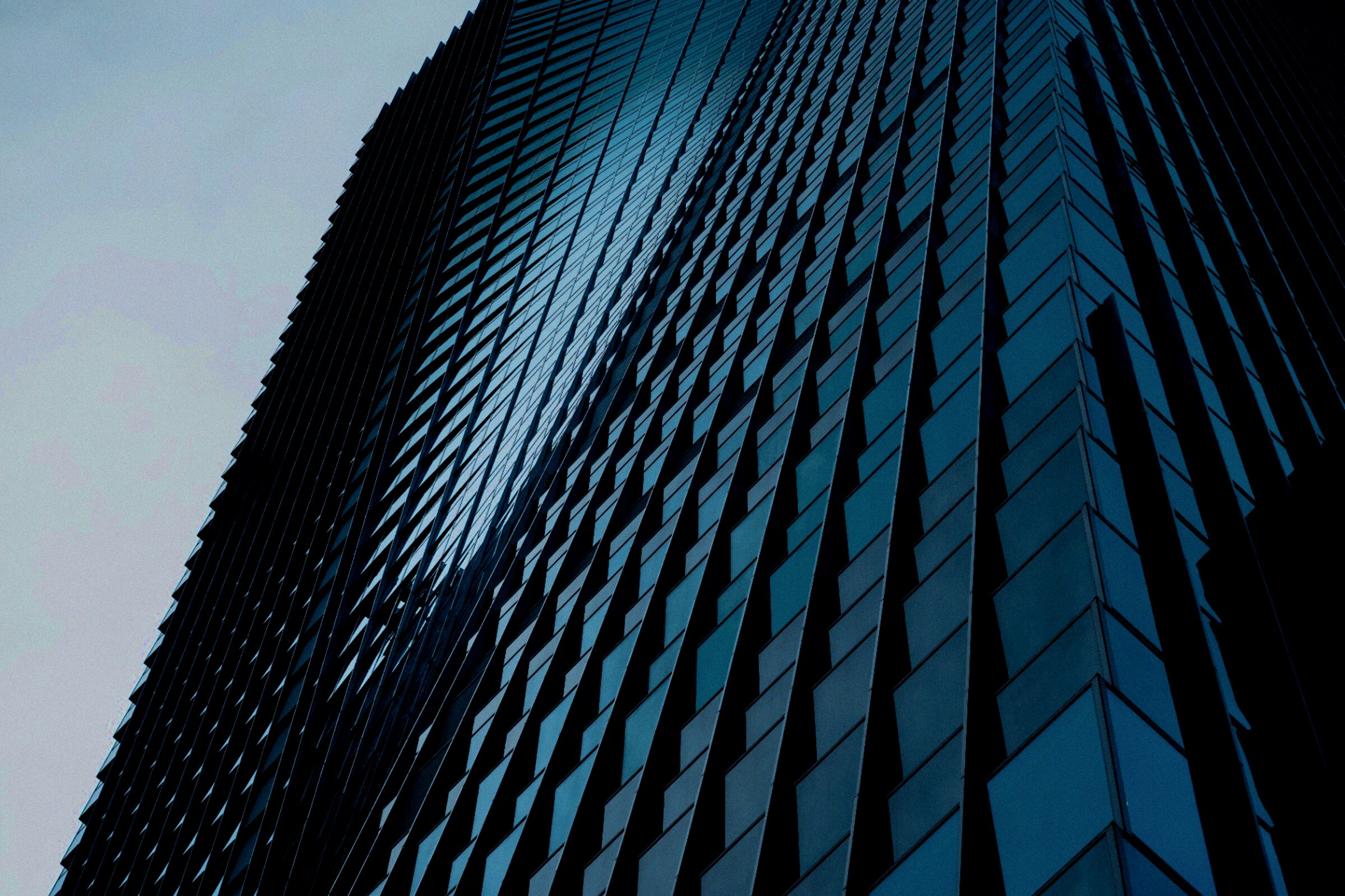Reflective tower façade — institutional architecture